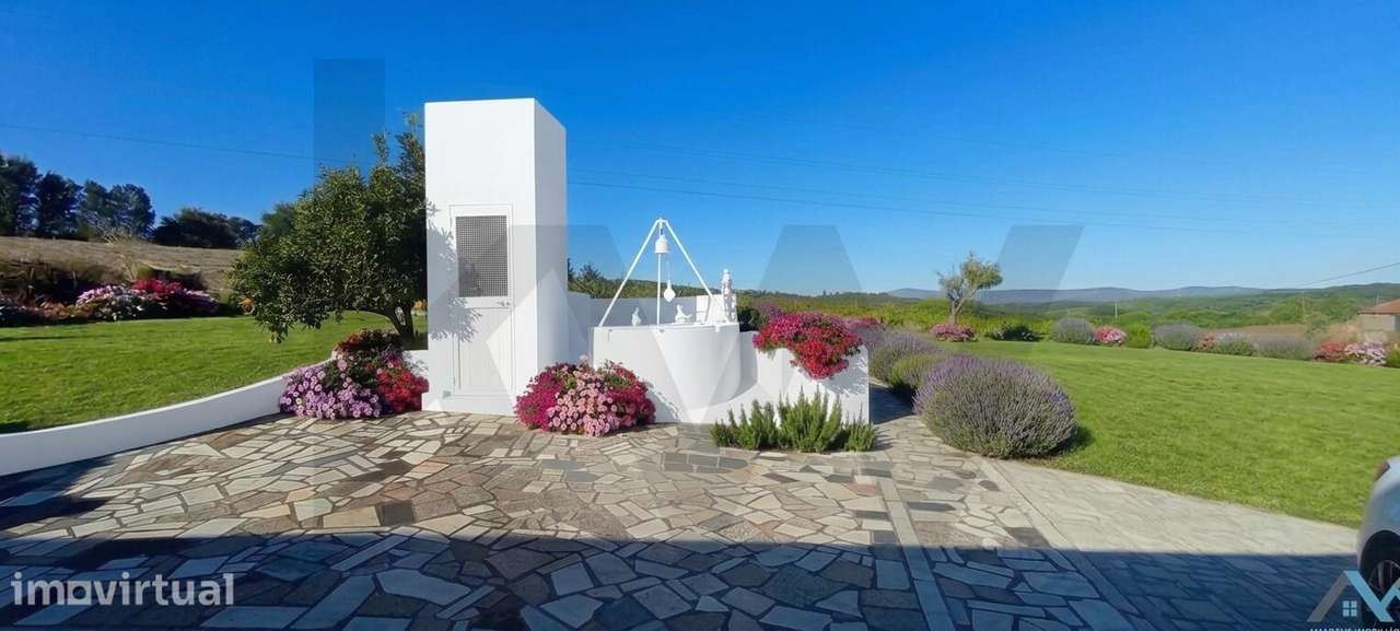 EXCLUSIVO | REFÚGIO DE SONHO NO TOPO DO MONTE COM VISTA PANORÂMICA INF - Grande imagem: 4/16