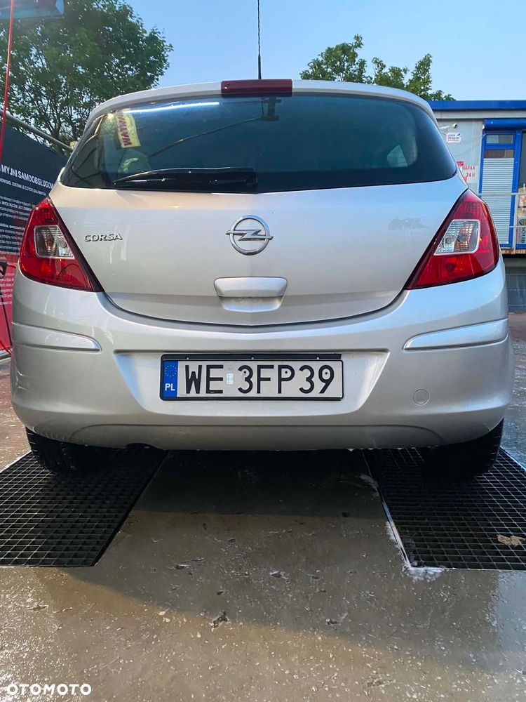 Opel Corsa 1.2 16V Enjoy - 9