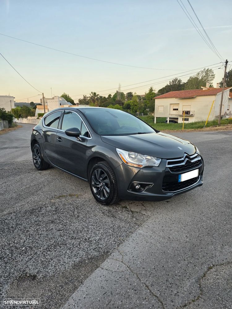 Citroën DS4 1.6 e-HDi So Chic - 11