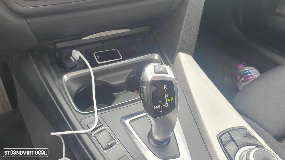 BMW 318 d Aut. - 24
