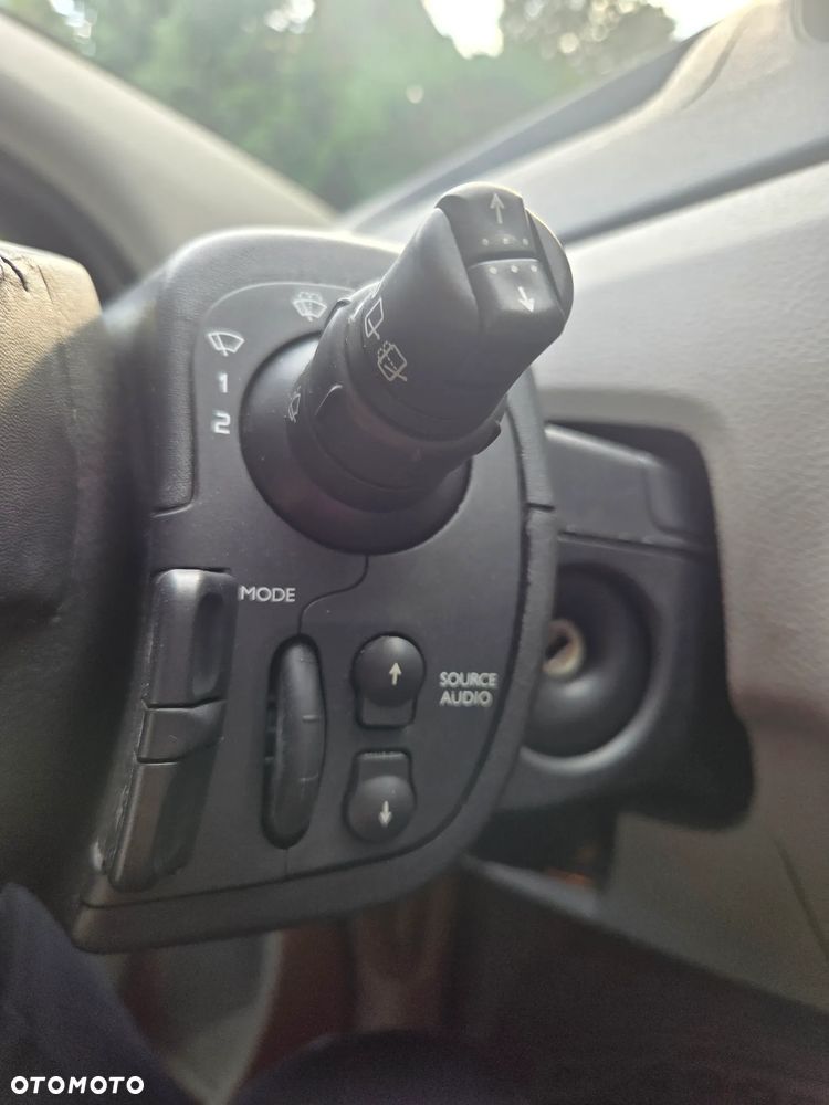 Renault Modus - 25