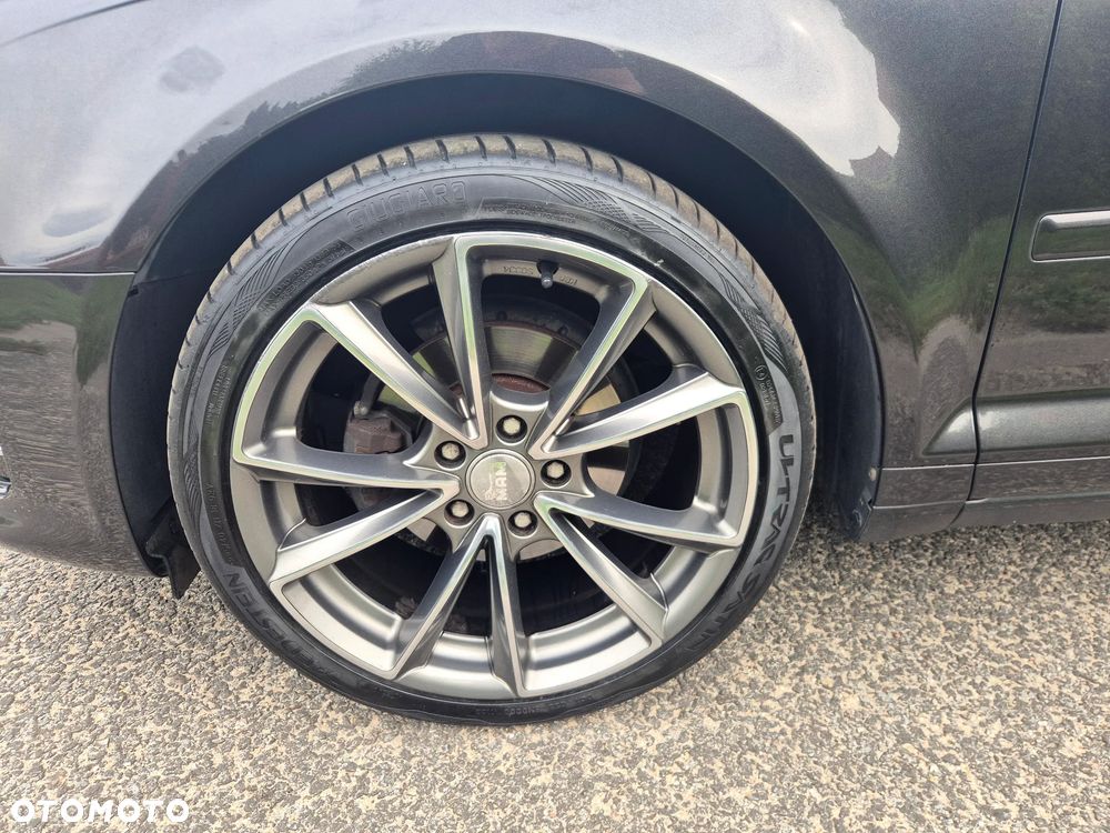 Audi A3 Sportback 1.6 TDI DPF Ambiente - 24