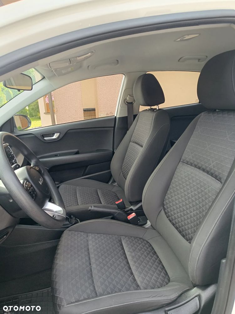 Kia Rio 1.2 M - 7