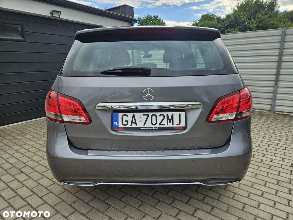 Mercedes-Benz Klasa B 180 7G-DCT Style - 3