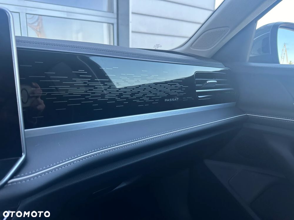 Volkswagen Passat 1.5 TSI EVO Elegance DSG - 14