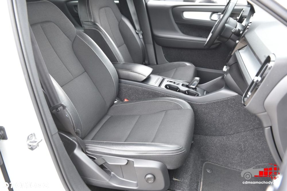 Volvo XC 40 - 21