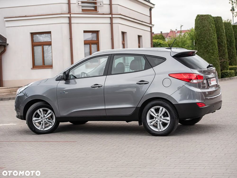 Hyundai ix35 blue 1.6 2WD Finale Silver - 10