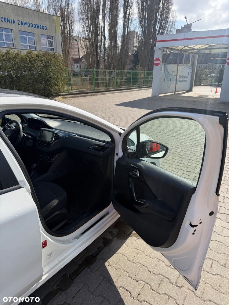 Peugeot 208 PureTech 68 Active - 10