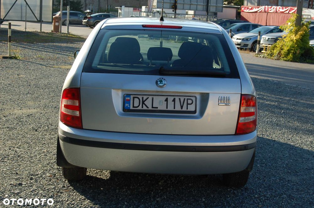 Skoda Fabia - 5
