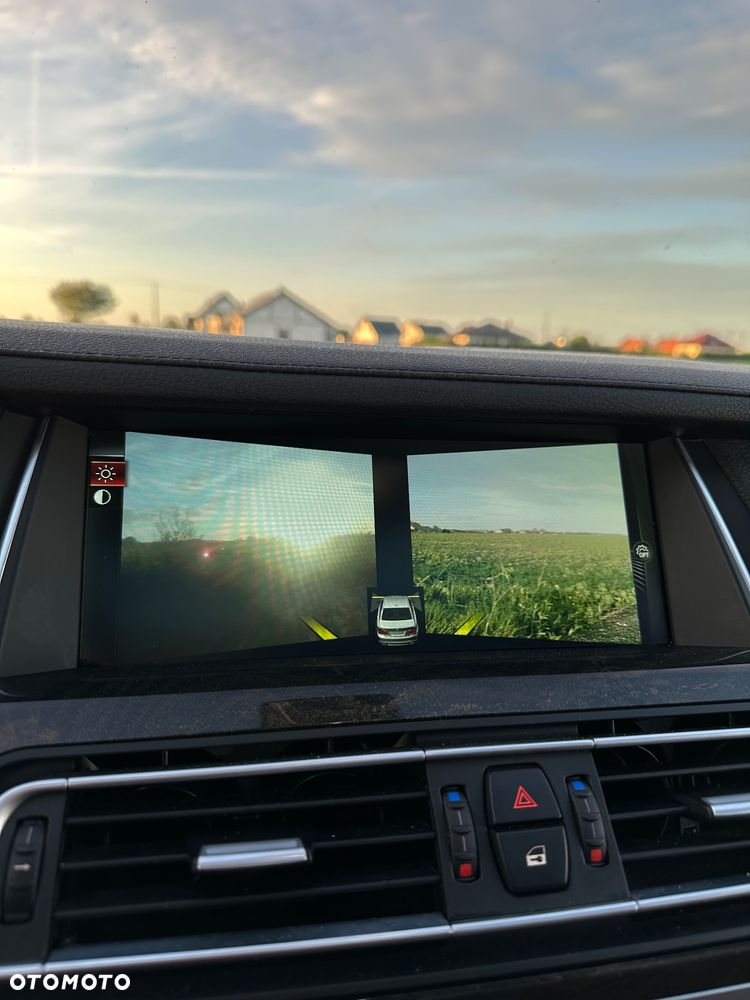 BMW Seria 7 750i xDrive Edition Exclusive - 31