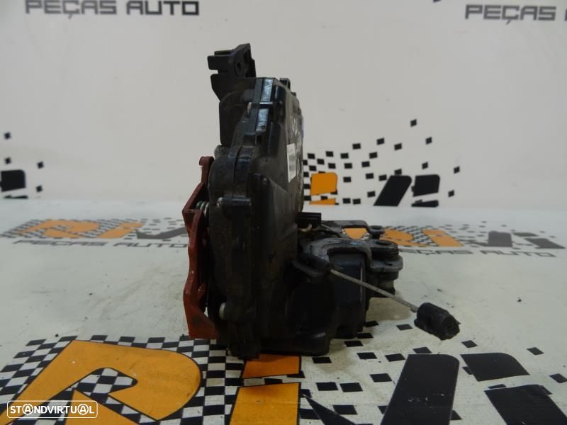 Fecho Da Porta Frente Direita Skoda Fabia Ii (542)  5J2837016 / 5J2 83 - 4