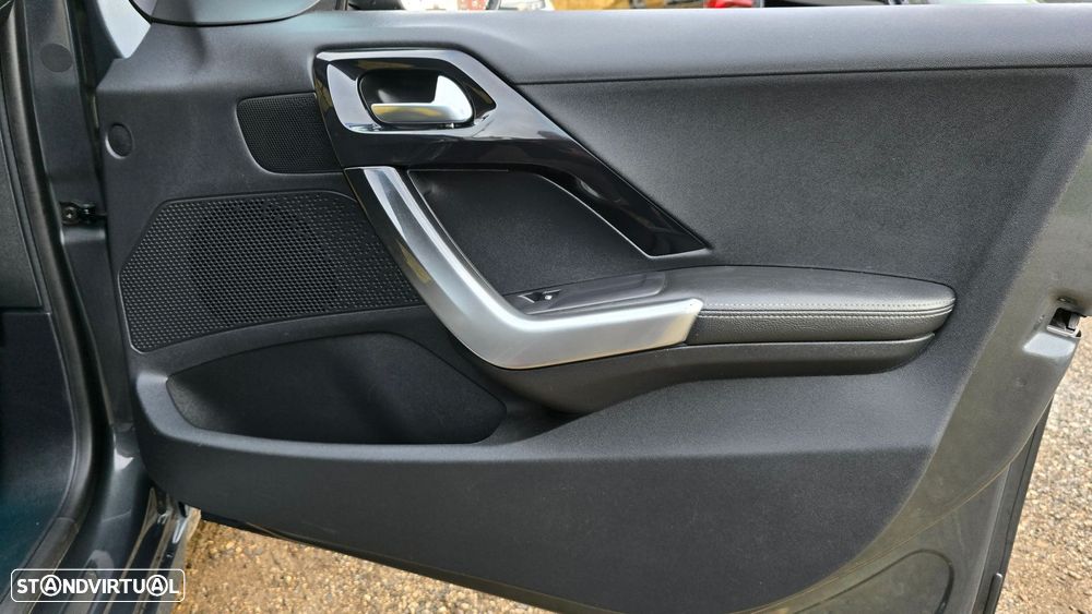 Peugeot 208 1.6 BlueHDi Allure - 39