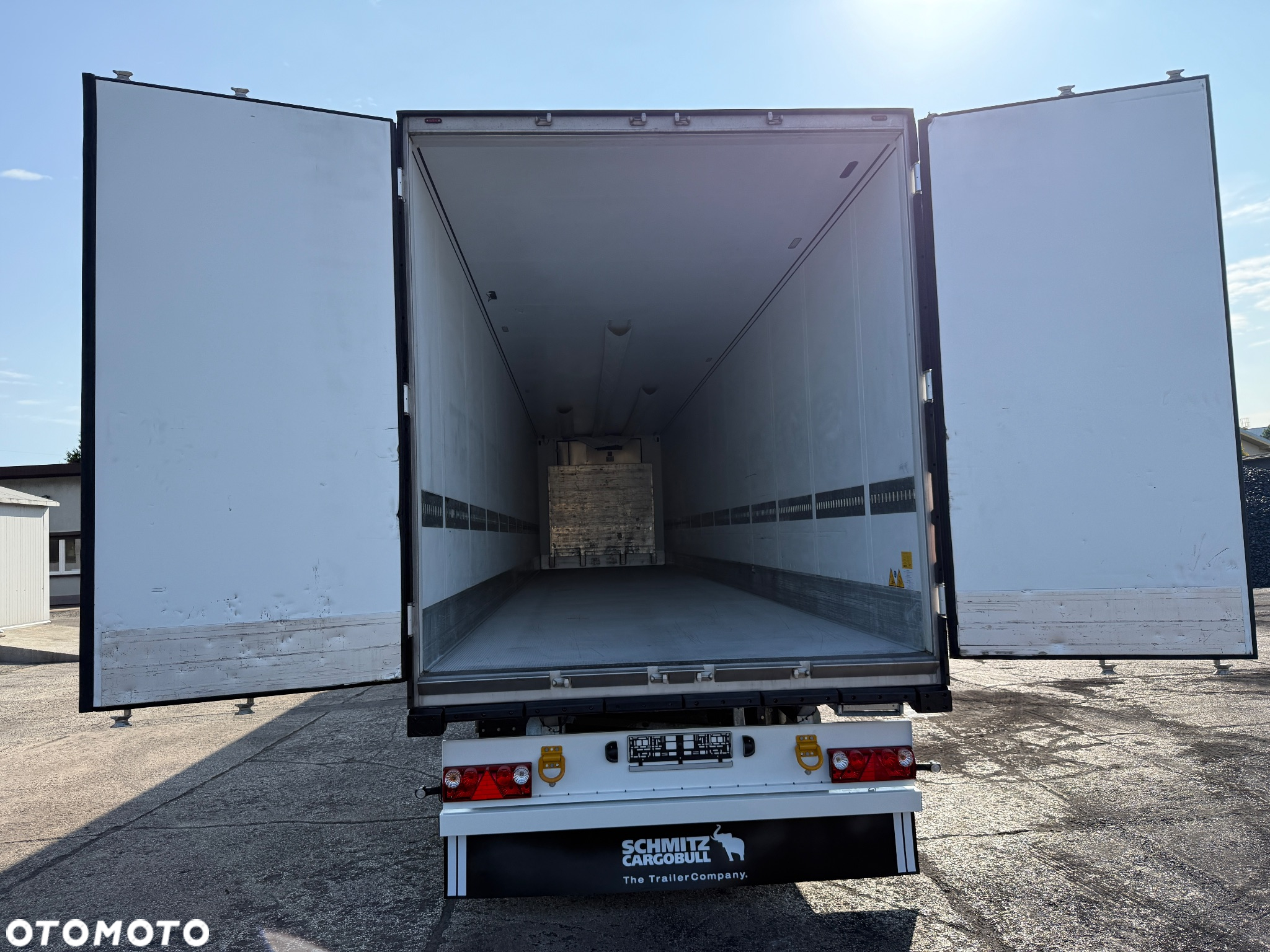 Schmitz Cargobull - 24