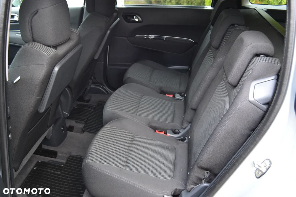 Peugeot 5008 1.6 THP Active 7os - 20