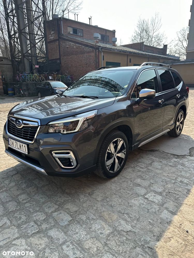 Subaru Forester 2.0i-L Platinum (EyeSight) Lineartronic - 2