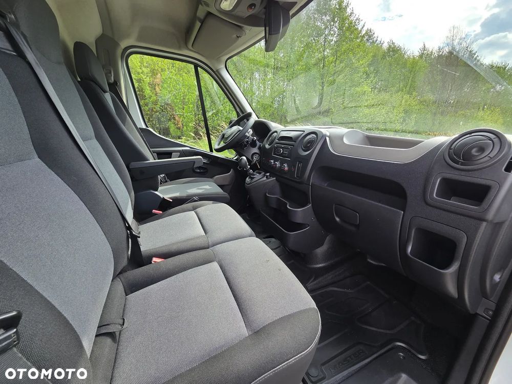 Renault Master - 36