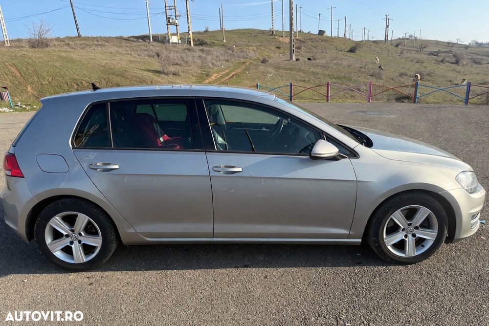 Volkswagen Golf 2.0 BlueTDI Highline - 3