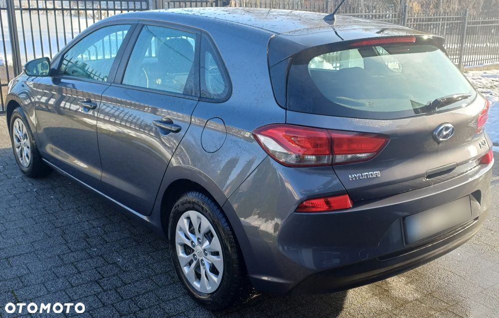 Hyundai i30 1.4 Classic + - 5