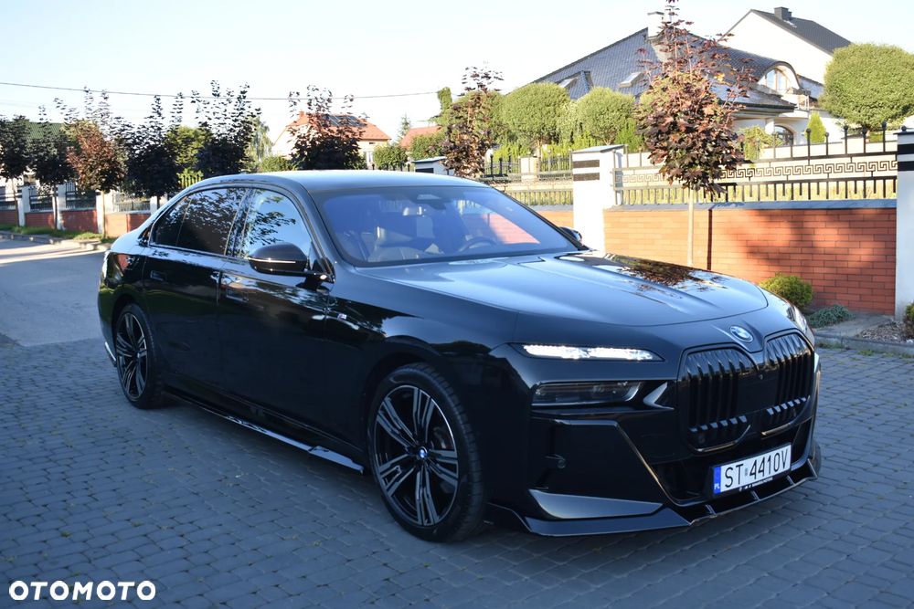 BMW Seria 7 740d xDrive mHEV Individual Edition sport - 11