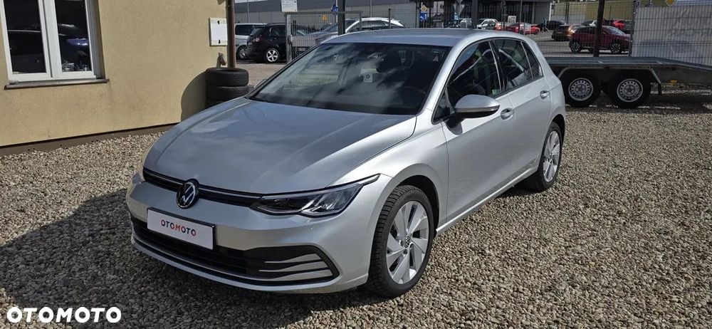 Volkswagen Golf VIII 1.0 TSI - 3