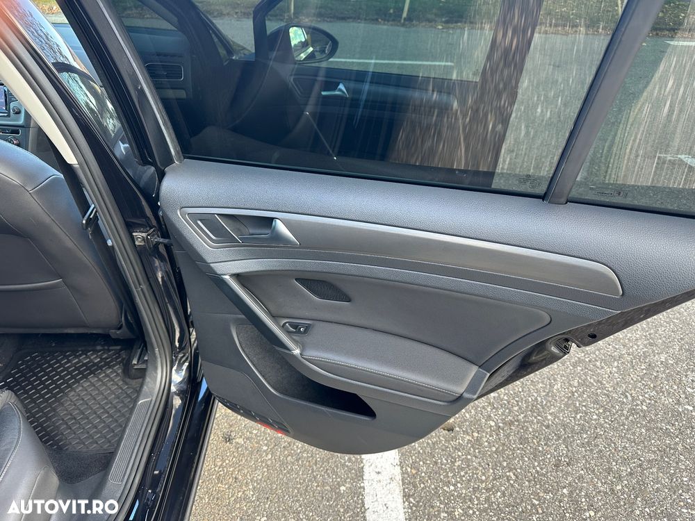 Volkswagen Golf 1.4 TSI Highline - 14