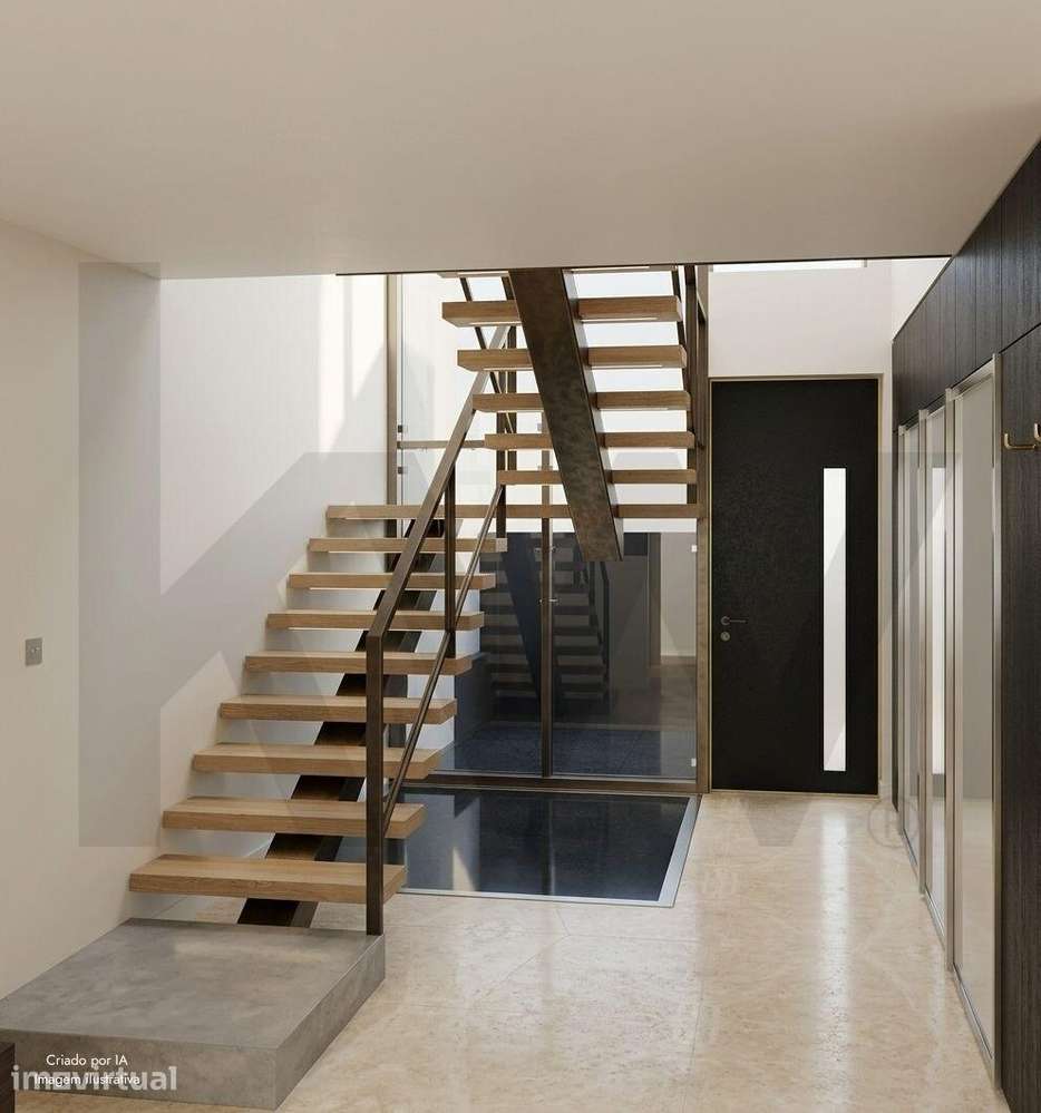 Moradia T4, com Piscina e Jardim, em Porto Salvo, Oeiras - Grande imagem: 3/6