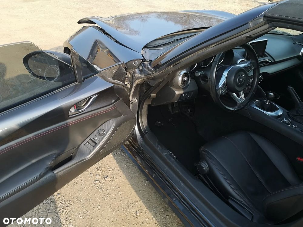 Mazda MX-5 RF SKYACTIV-G 131 Sports-Line - 10
