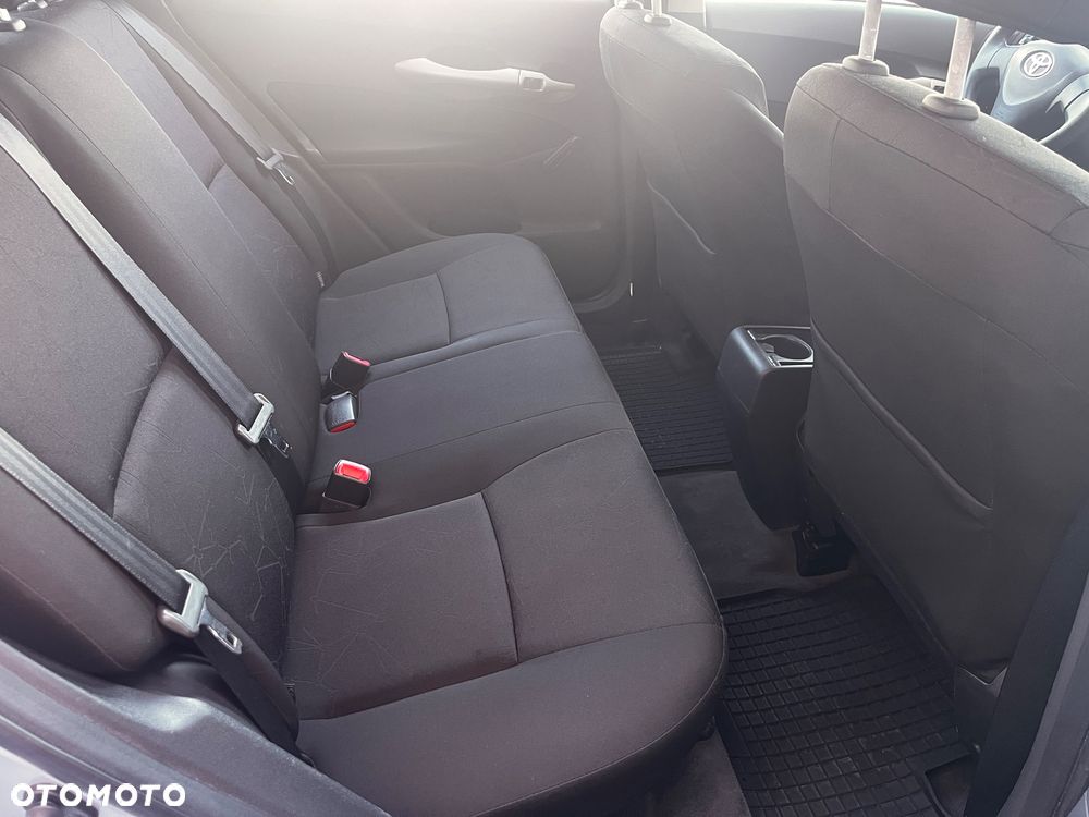 Toyota Auris 1.33 VVT-i Life - 36