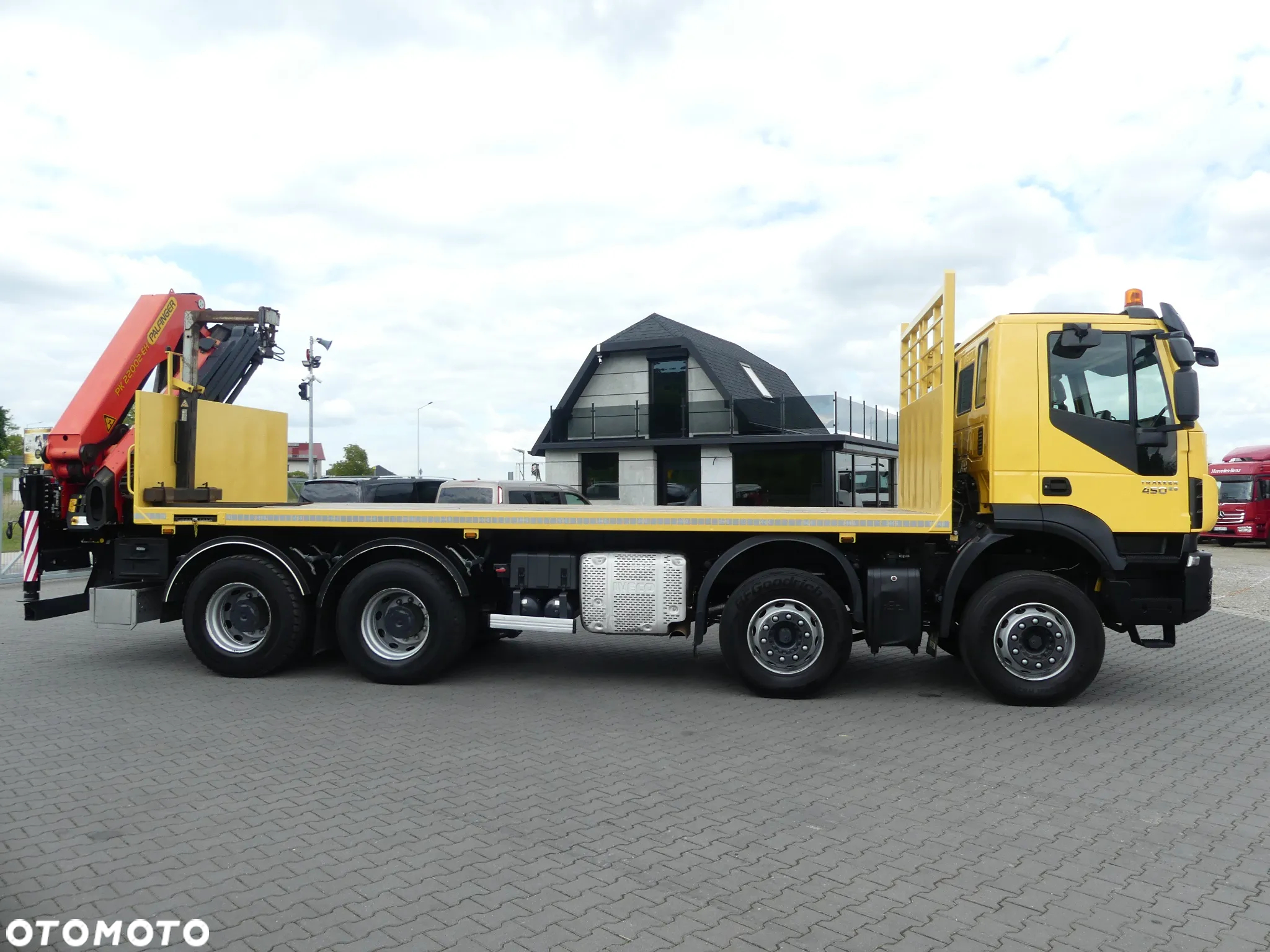 Iveco TRAKKER 450 / 8x4 / EURO 6 / HDS PALFINGER PK 22002-EH / - 18