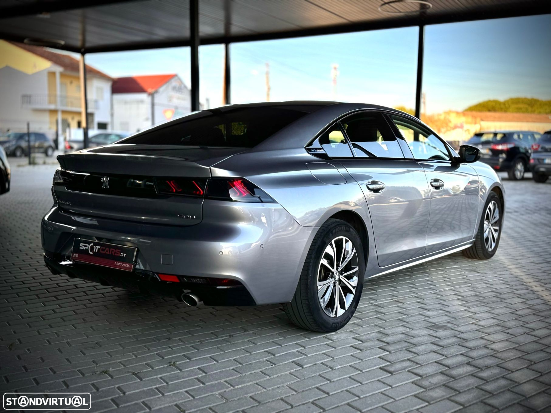 Peugeot 508 1.6 Hybrid Allure Pack e-EAT8 - 8