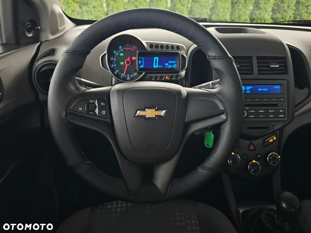 Chevrolet Aveo - 15