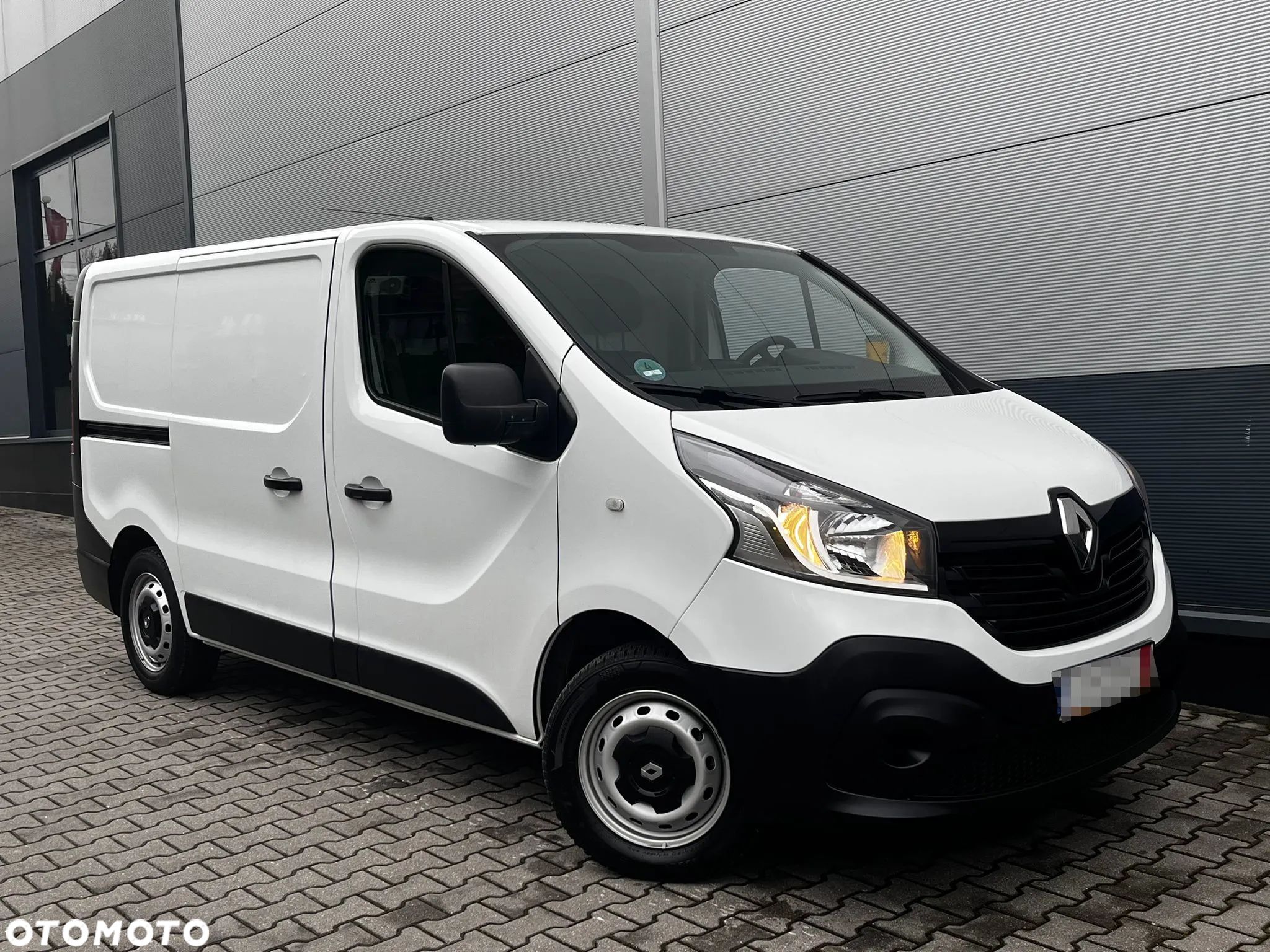 Renault Trafic - 1