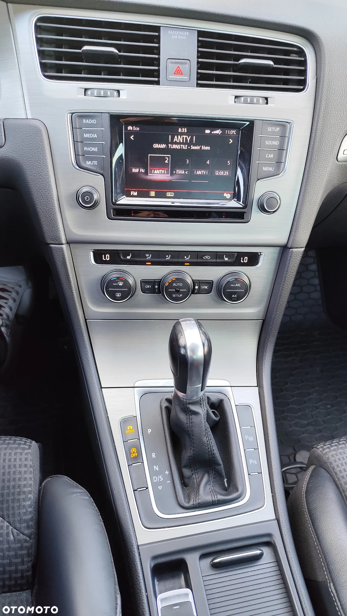 Volkswagen Golf 1.6 TDI BlueMotion Technology DSG Comfortline - 8