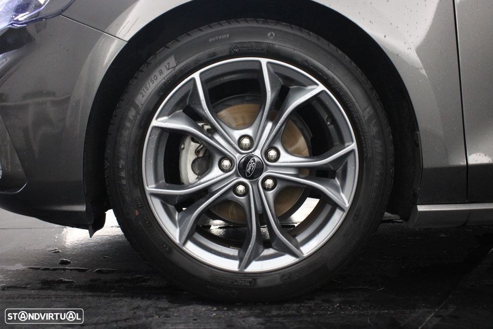Ford Focus 1.0 EcoBoost ST-Line - 35