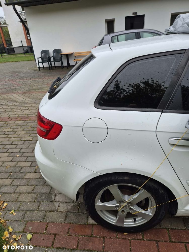 Audi A3 Sportback - 7