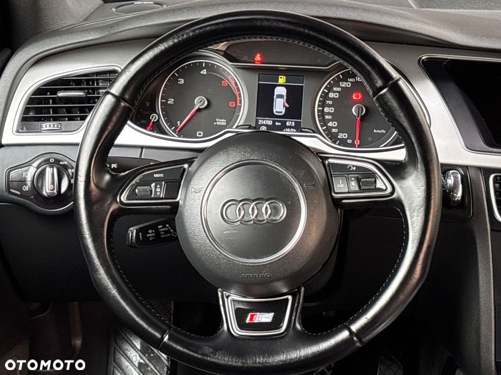 Audi A4 Avant 2.0 TDI DPF clean diesel quattro S line Sportpaket - 28