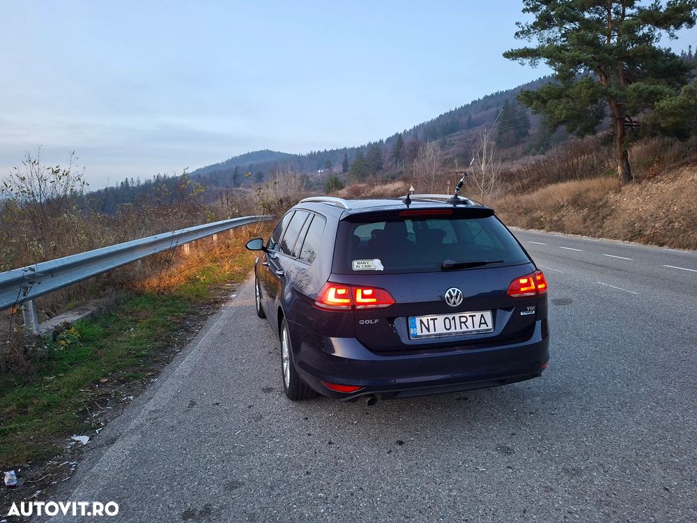 Volkswagen Golf 1.6 TDI BlueMotion Technology Lounge - 3