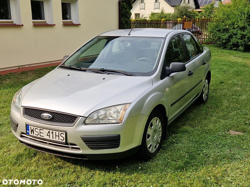Ford Focus 1.6 Ambiente - 3