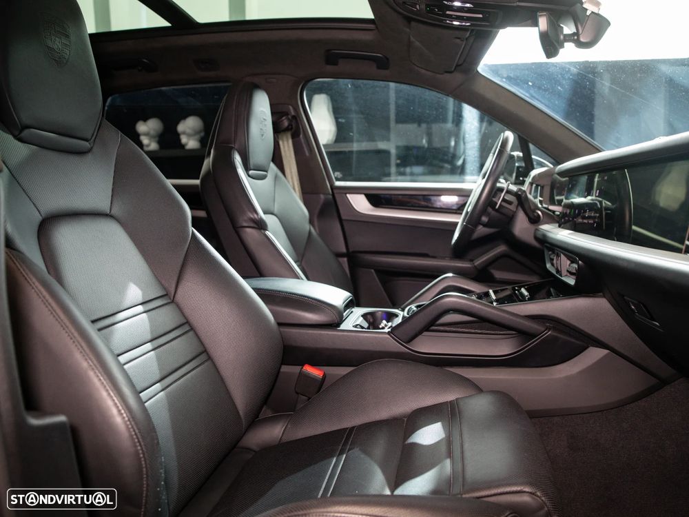 Porsche Cayenne E-Hybrid - 42