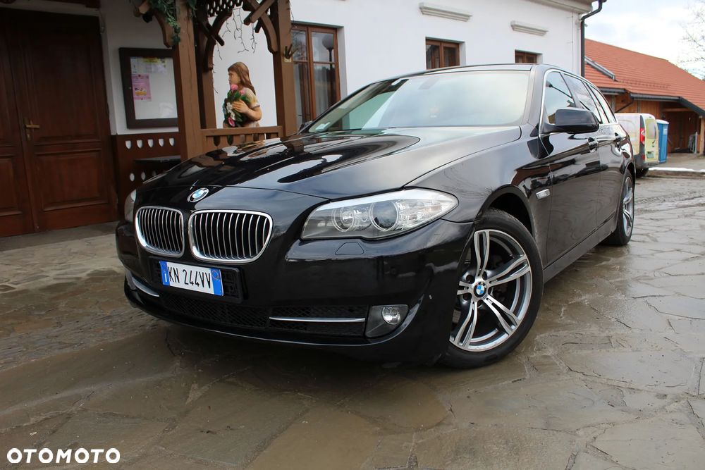 BMW Seria 5 520d Sport-Aut - 4