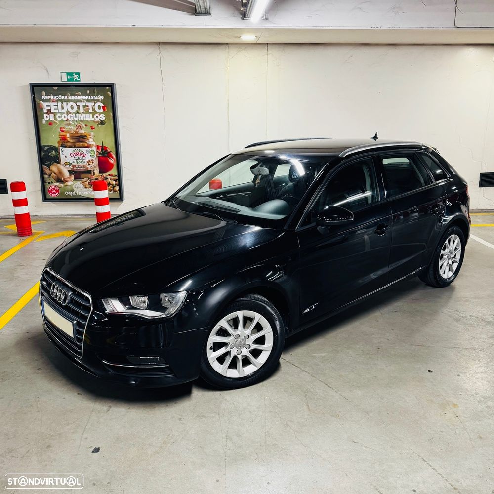 Audi A3 Sportback 1.6 TDI Advance S tronic - 4