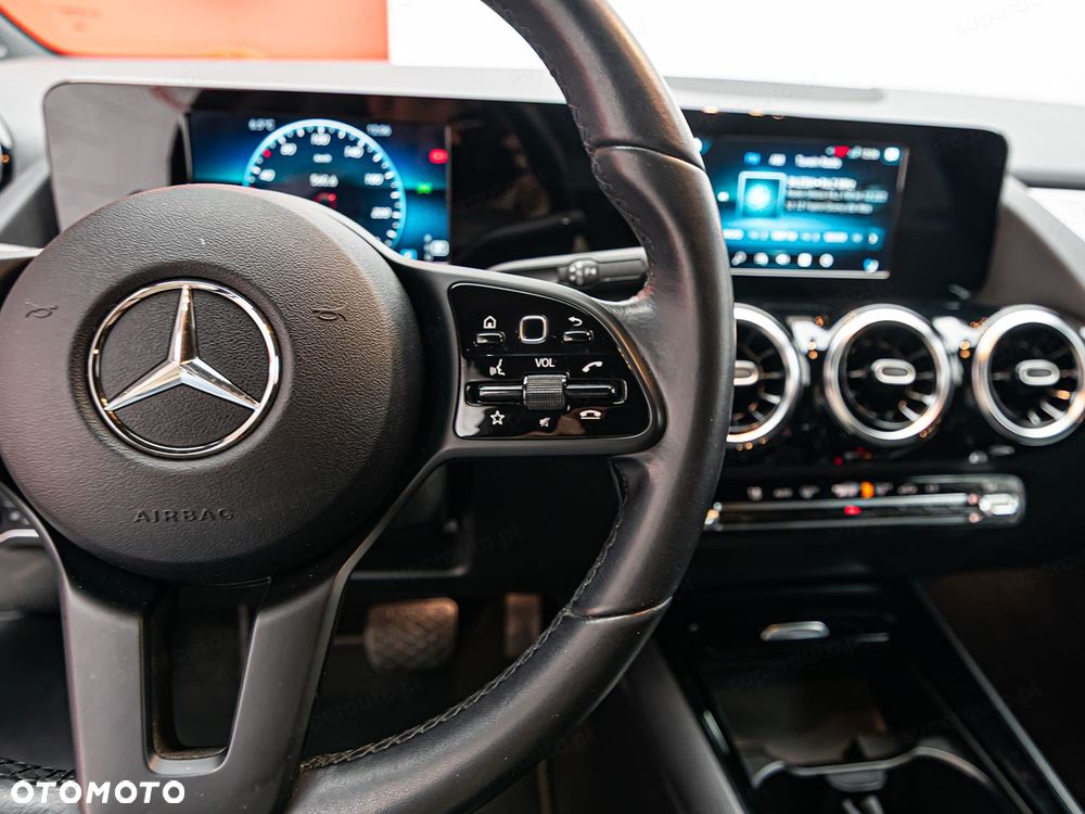 Mercedes-Benz Klasa B 180 d 7G-DCT - 16