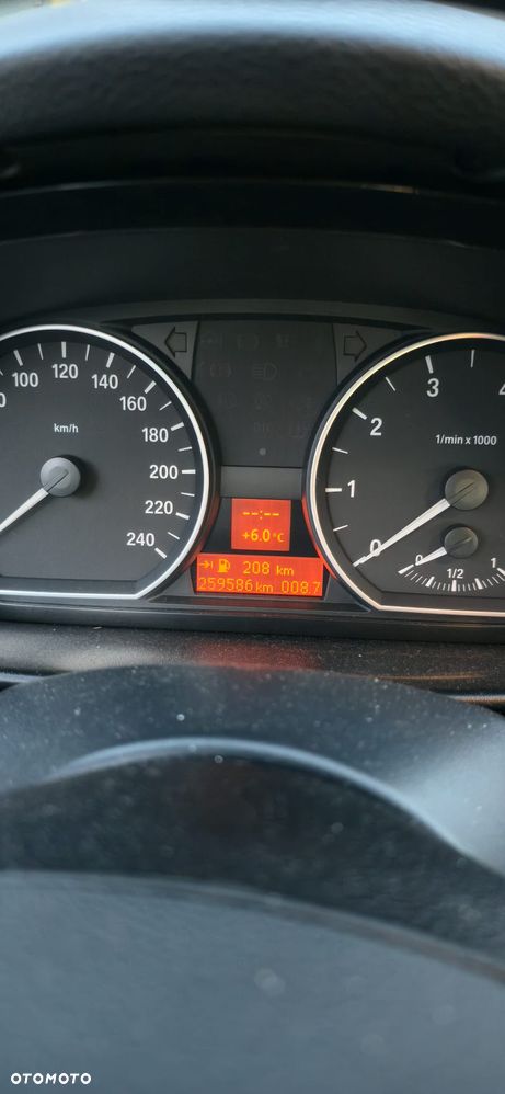 BMW Seria 1 118i - 10