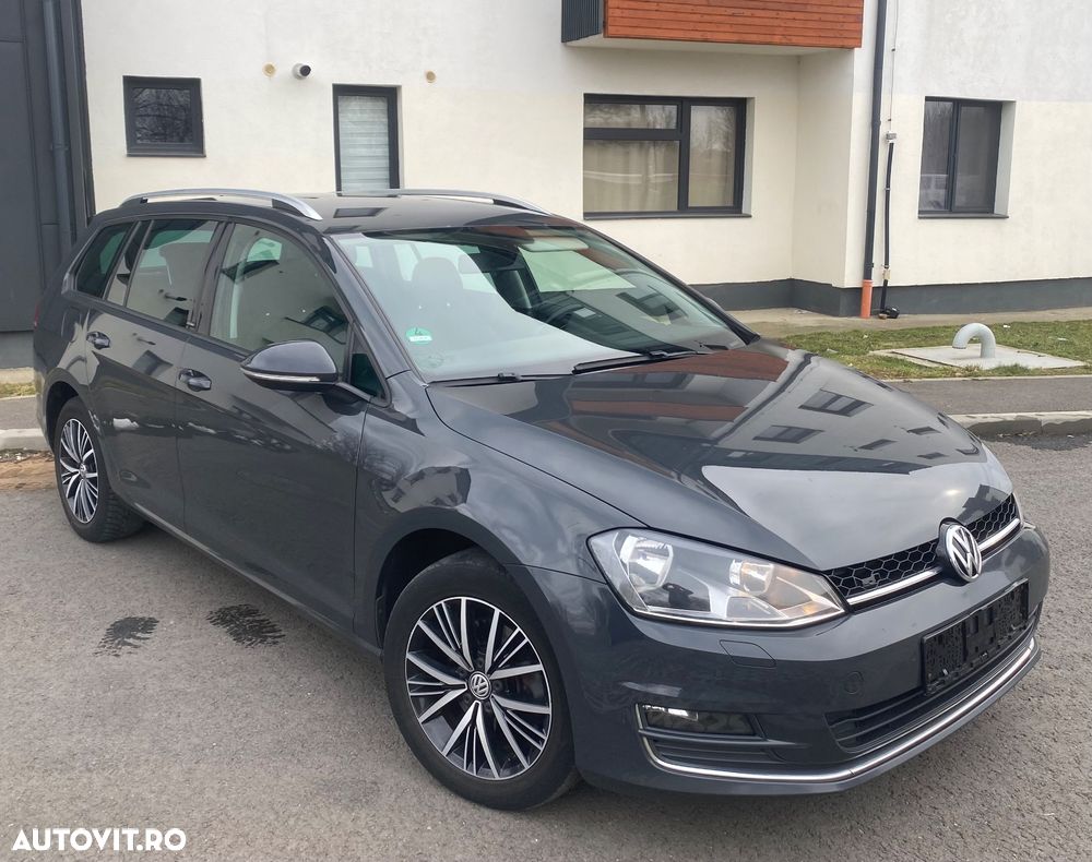 Volkswagen Golf 2.0 TDI BlueMotion Technology Allstar - 2