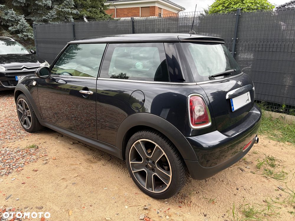 MINI Cooper Standard - 5