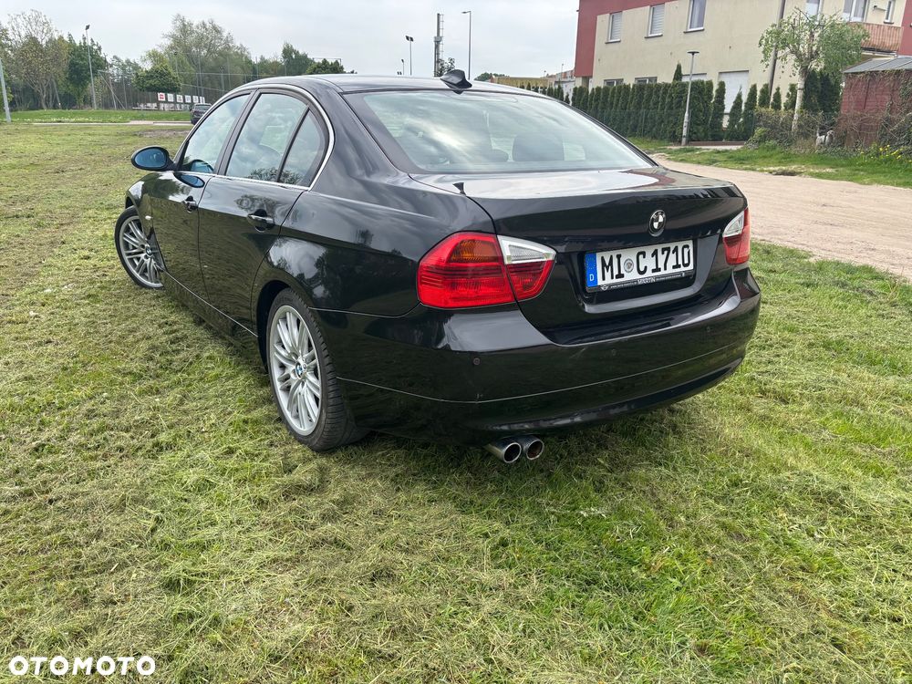 BMW Seria 3 325i - 8