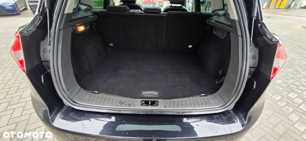 Ford Kuga 2.0 TDCi 4x4 Champions Edition - 36