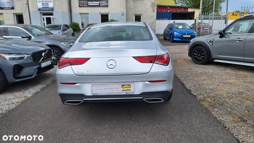 Mercedes-Benz CLA 200 7G-DCT - 5
