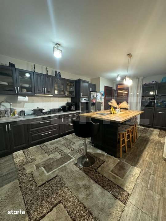 CASA 5 camere , GORNESTI , 360 mp , teren 3400 mp - Imagine principală: 3/17