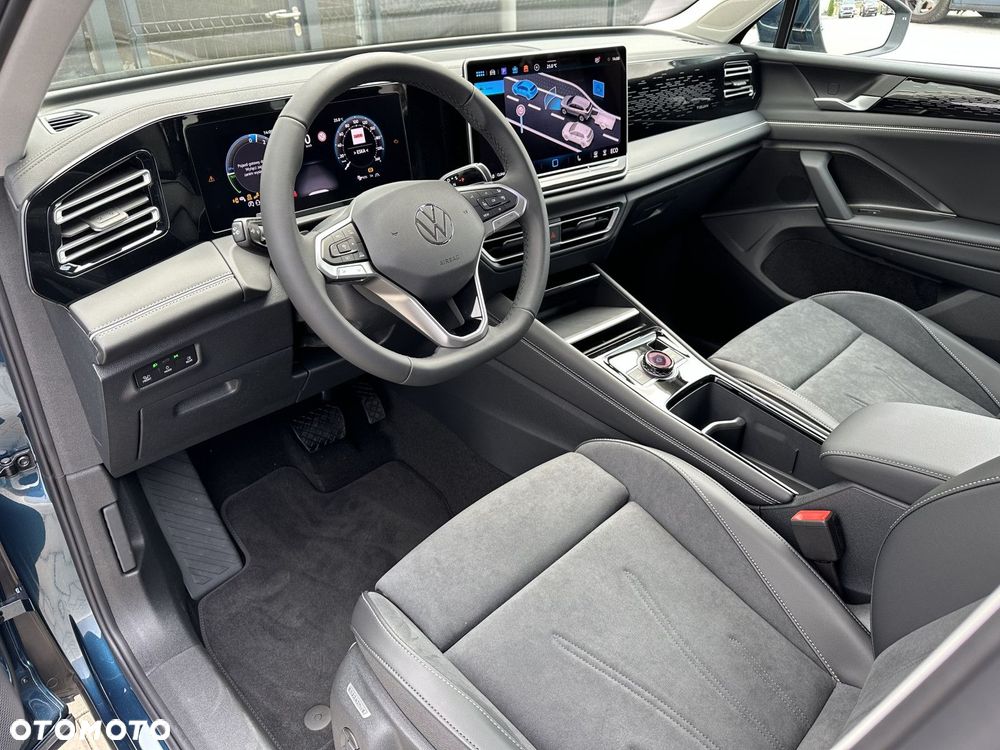 Volkswagen Tiguan - 16